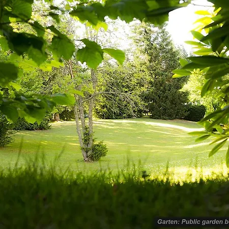 Spacious Quiet Duplex In The Middle Of Grassland, Private Sauna, Massage Sofa, Terrace, Garden *