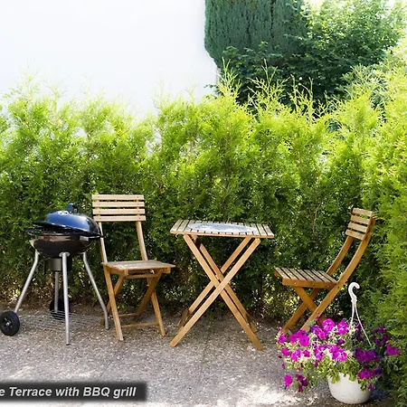 Spacious Quiet Duplex In The Middle Of Grassland, Private Sauna, Massage Sofa, Terrace, Garden Schönwalde